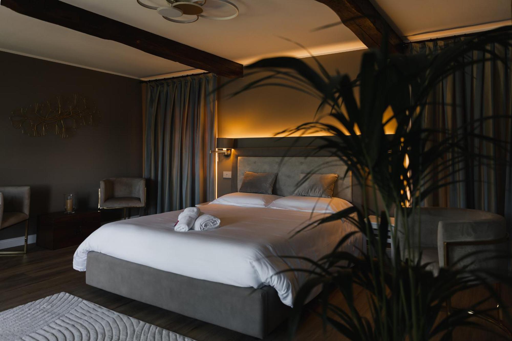 Villa Antica Colonia Spa & Wellness (Adults Only) Pettenasco Exteriör bild